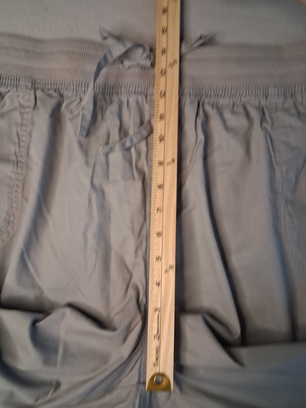 Woman Within Gray Cargo Capri Pants 22W Plus Size 100% Cotton Elastic Waist Casu - Picture 6 of 9